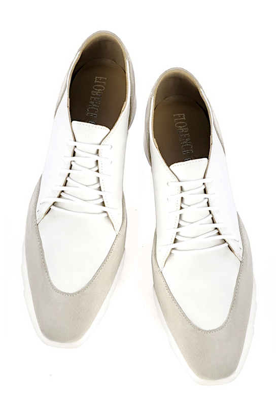 Off white women's casual lace-up shoes. Square toe. Low rubber soles. Top view - Florence KOOIJMAN